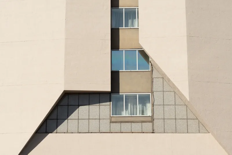 Hilton, facing west, Edgeware Road. 2024.